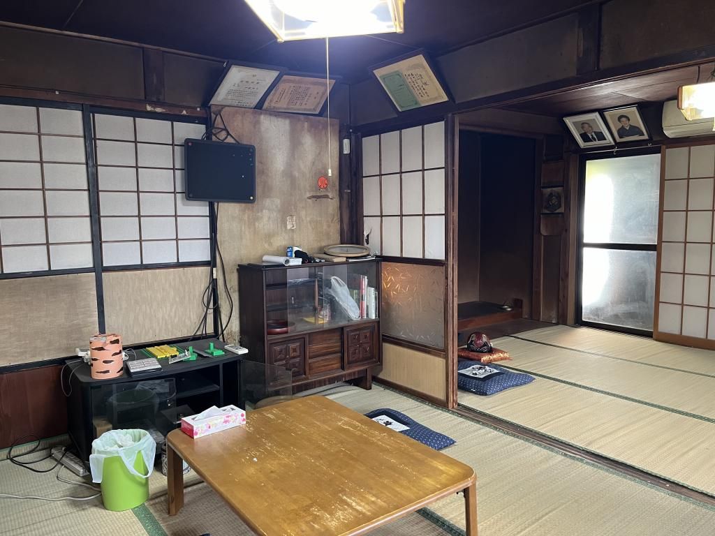 4DK Vacant House for Sale in Sanjo, Niigata - 119 sqm Land - Thumbnail 4