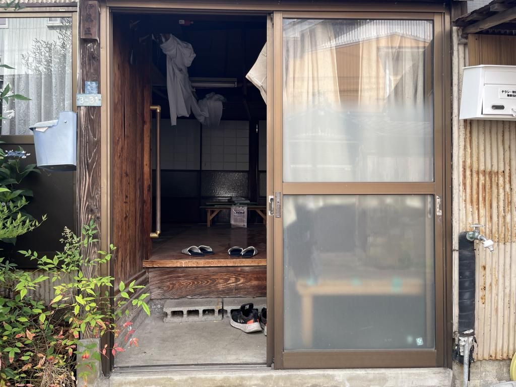 4DK Vacant House for Sale in Sanjo, Niigata - 119 sqm Land - Thumbnail 2