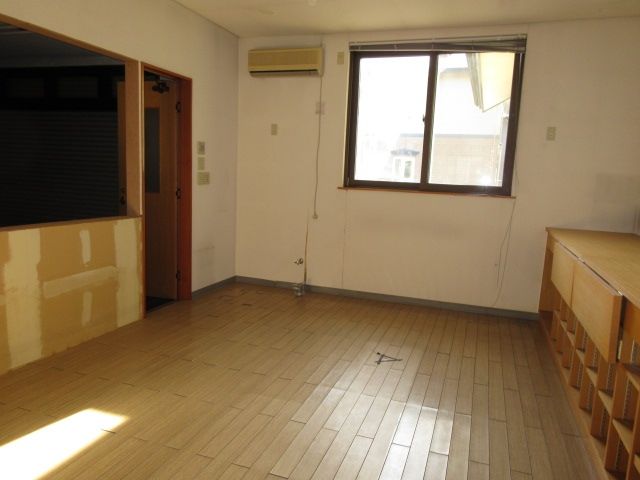 9LDK Spacious Family Home for Sale in Odate, Akita - Thumbnail 3