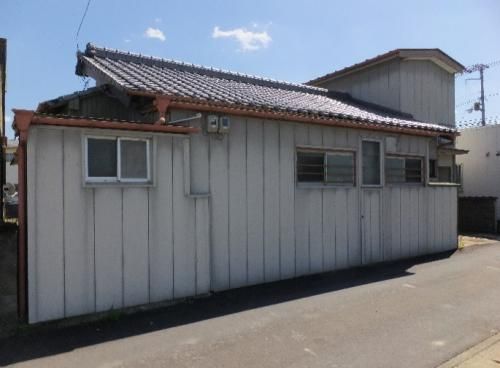 5DK Family House for Sale in Ishii Town, Tokushima - Thumbnail 2