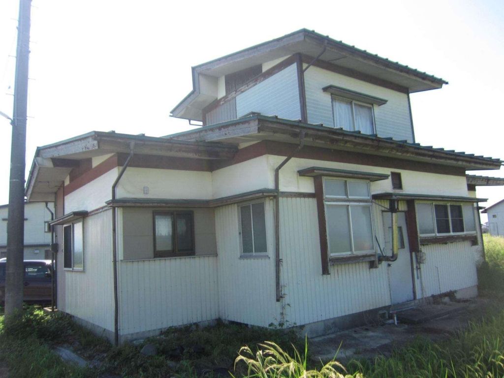 Renovation Project House with Large Garden & Parking in Kahoku - Thumbnail 3