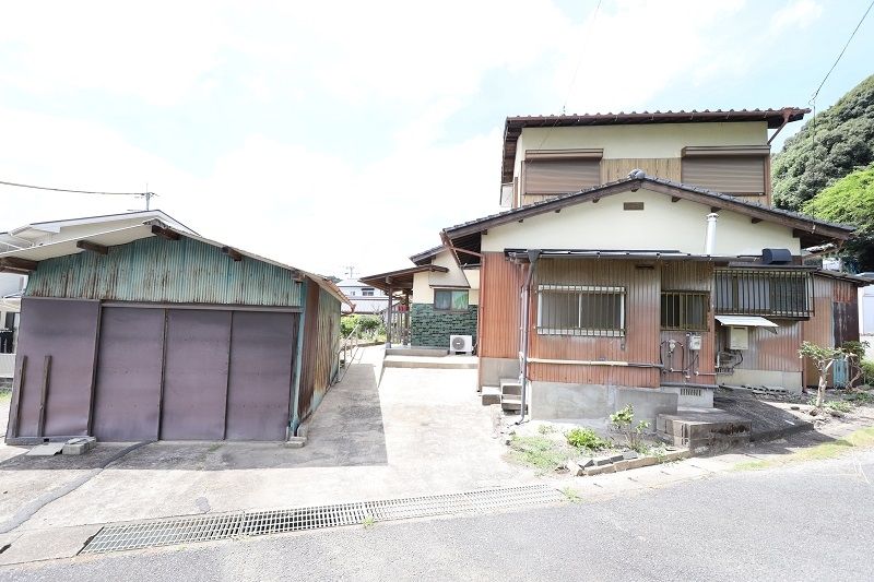 8DK Rental House with Garden in Takeo City, Saga - Thumbnail 2