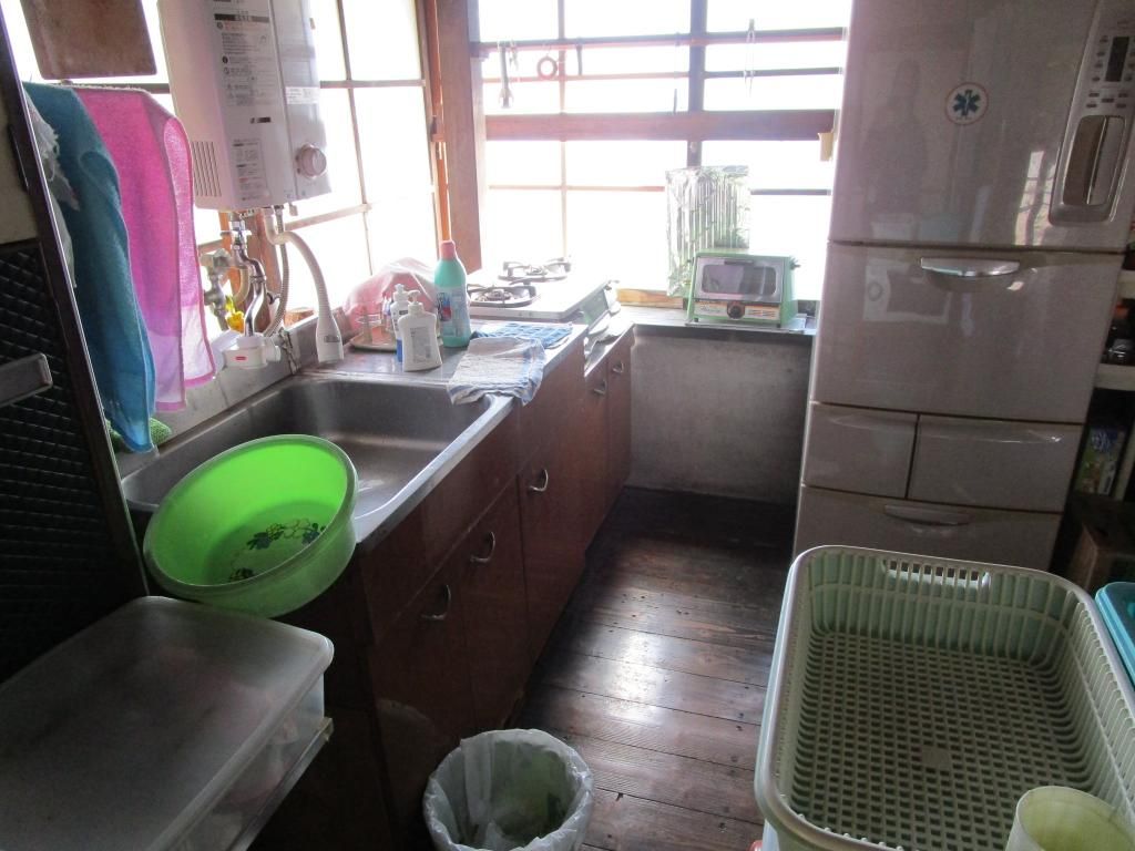 Detached House with Storehouse in Naka City, Ibaraki - Thumbnail 3