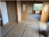 Spacious 3K Wooden House on Large Corner Lot in Goshogawara - Thumbnail 3