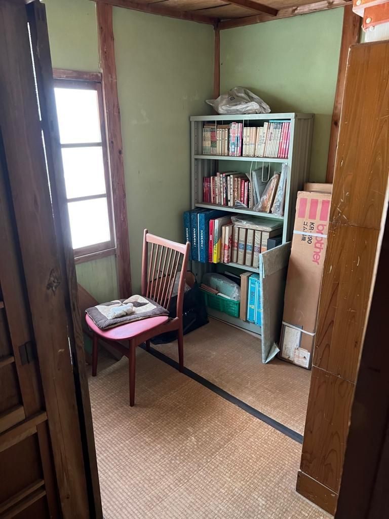 Spacious 8DK Island Home for Sale in Himeji's Ieshima Archipelago - Thumbnail 2