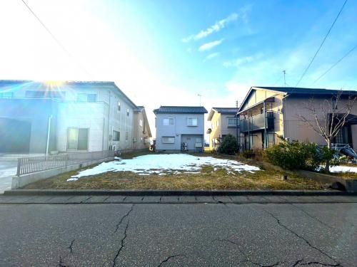 Spacious Vacant Corner Lot in Sanjo City, Niigata - Thumbnail 3