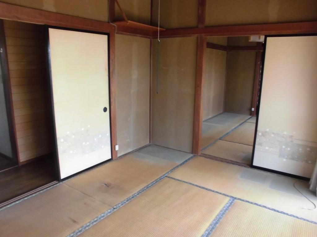 Omitama Akiya: 3K House on 908 sqm Land Near Takahama Station - Thumbnail 4