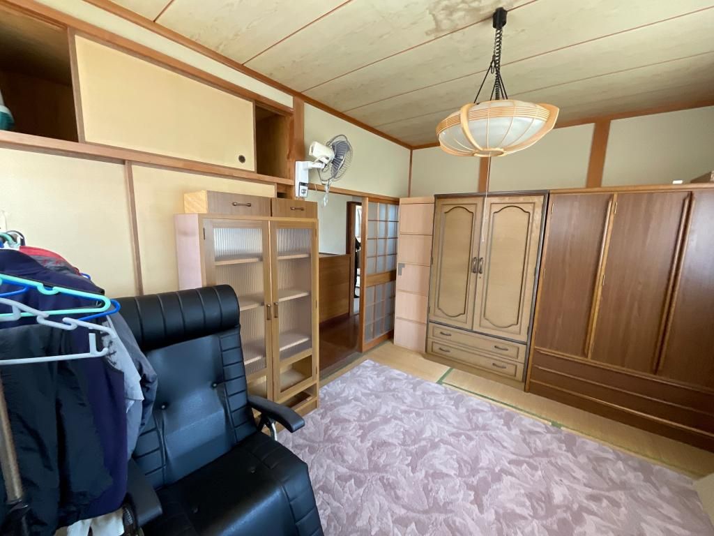 5DK House for Sale in Tobe Town, Ehime – 110.57 sqm - Thumbnail 3