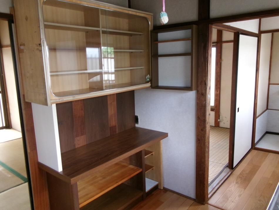2K Apartment for Rent in Minamiashigara, Kanagawa - Thumbnail 4