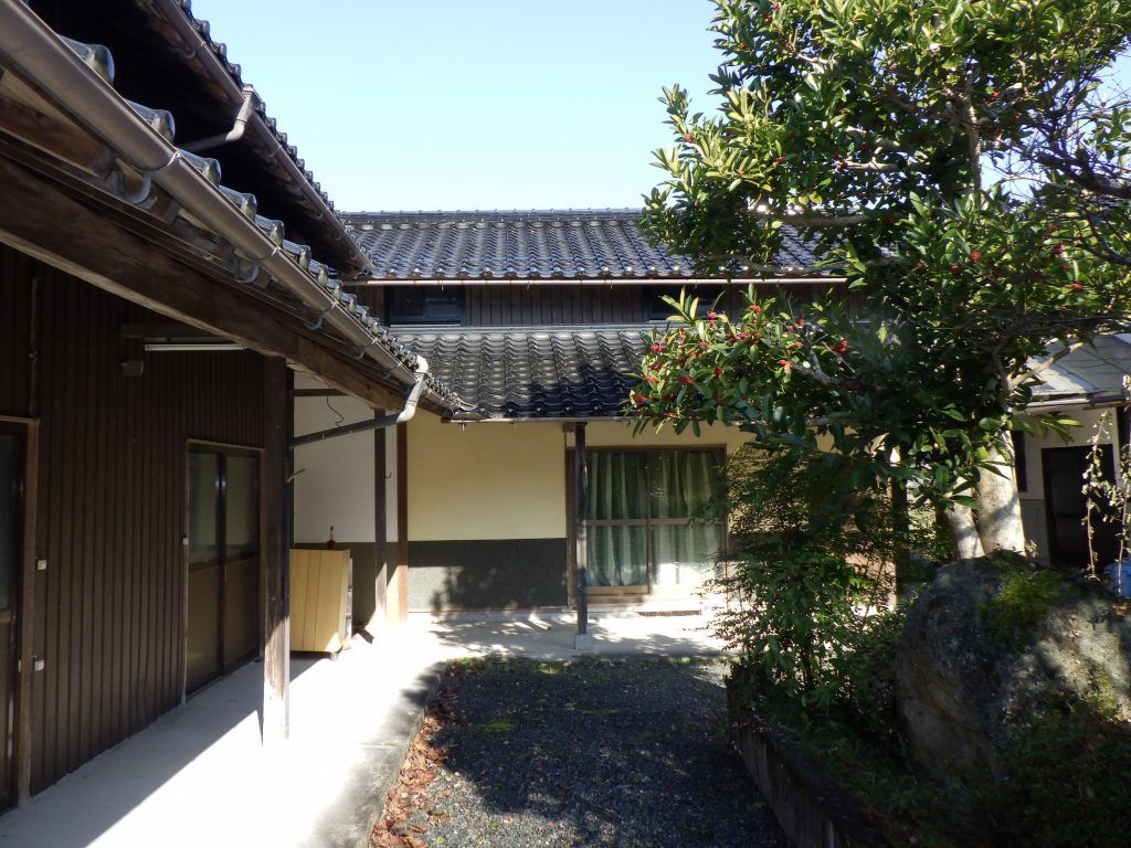 Large Wooden House for Sale in Asago City, Hyogo with Garden - Thumbnail 3