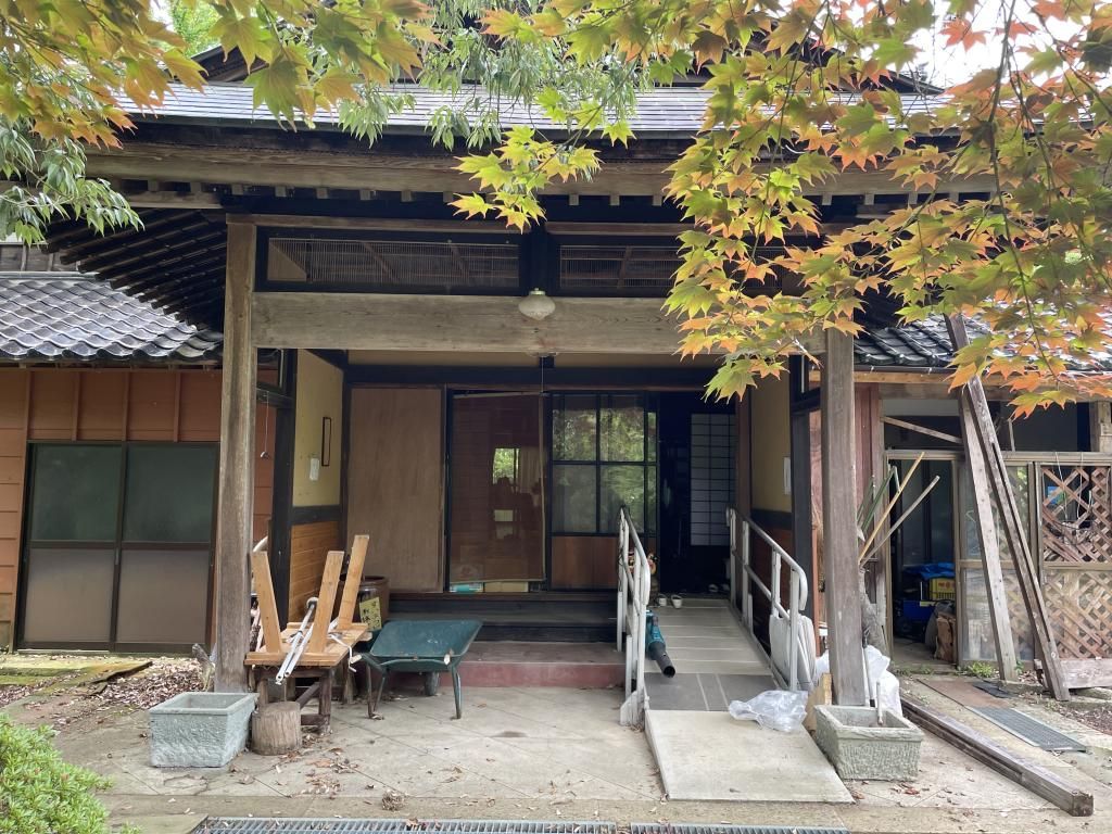 Former Kominka Cafe House for Sale on 3109 sqm Land in Kashiwazaki - Thumbnail 3