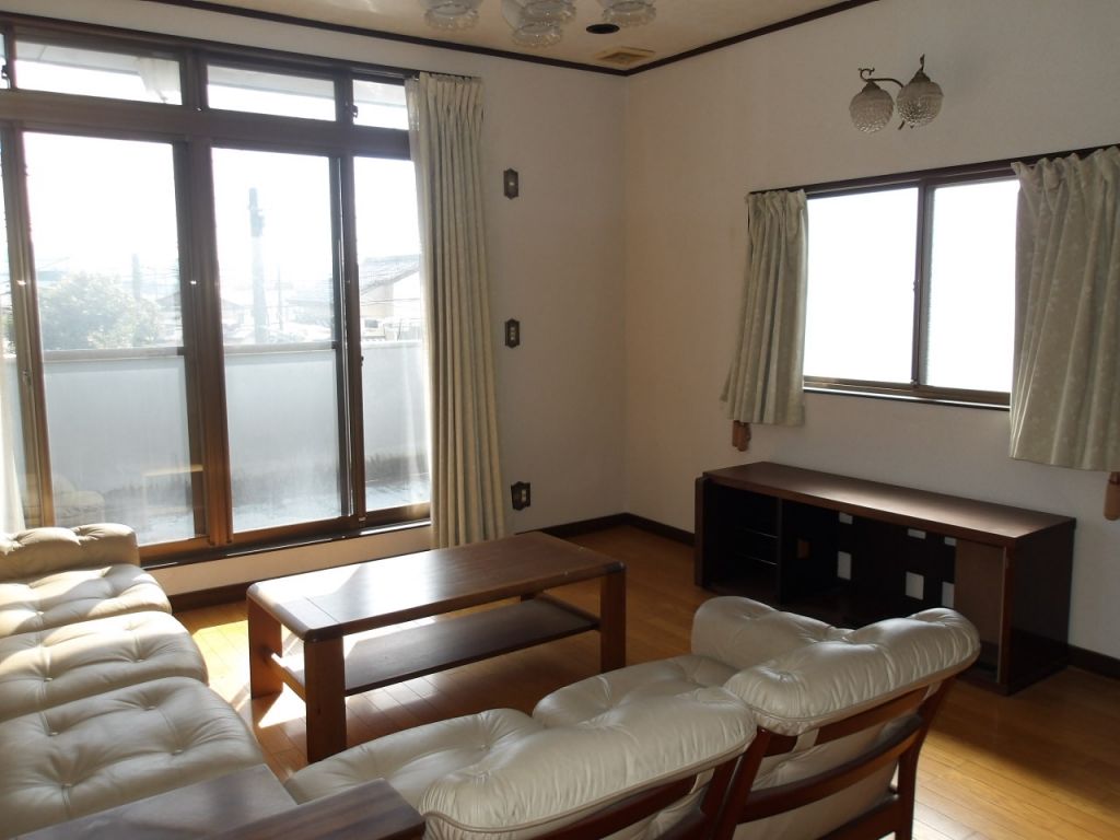 6DK House with Workshop for Sale in Kiryu, Gunma - Thumbnail 4