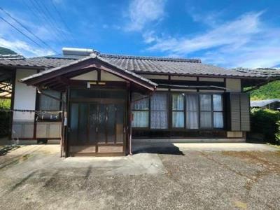 Secluded 5DK Akiya House on 350 sqm Corner Plot in Seiyo, Ehime — Image 1, Seiyo, Ehime