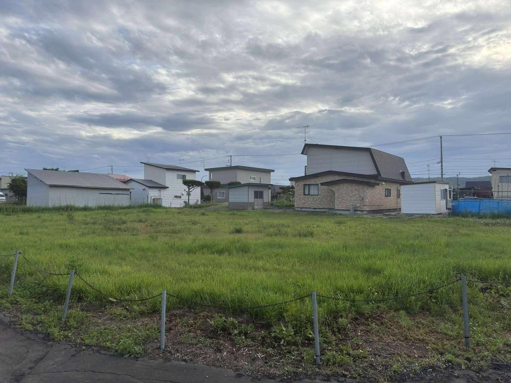 1,084 sqm Vacant Land for Sale in Urahoro, Hokkaido - 1.5M Yen - Image 11