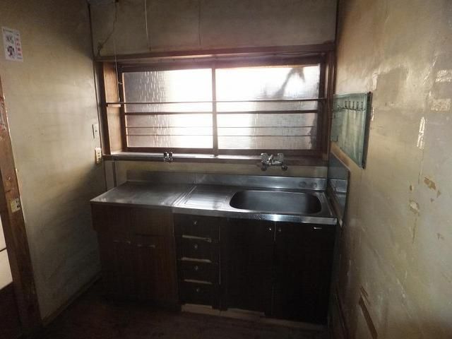 5K Detached House for Sale in Takehara, Hiroshima - 99.06 sqm - Thumbnail 4