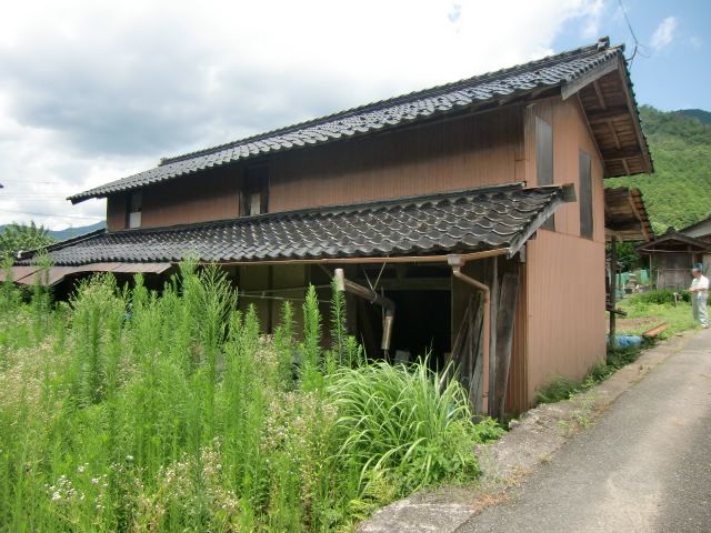 Traditional 306 sqm House on 626 sqm Land in Asago City - Thumbnail 3