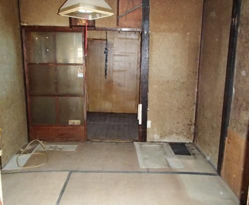 Rental House in Fushimi, Kyoto | 5K Layout Near Fushimi Momoyama Station - Thumbnail 2