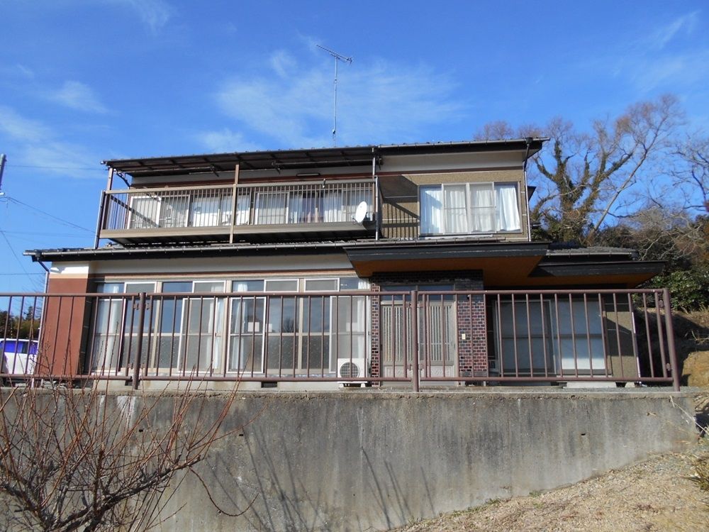 7DK Family House for Sale on Large Corner Lot in Iwaki, Fukushima - Thumbnail 2