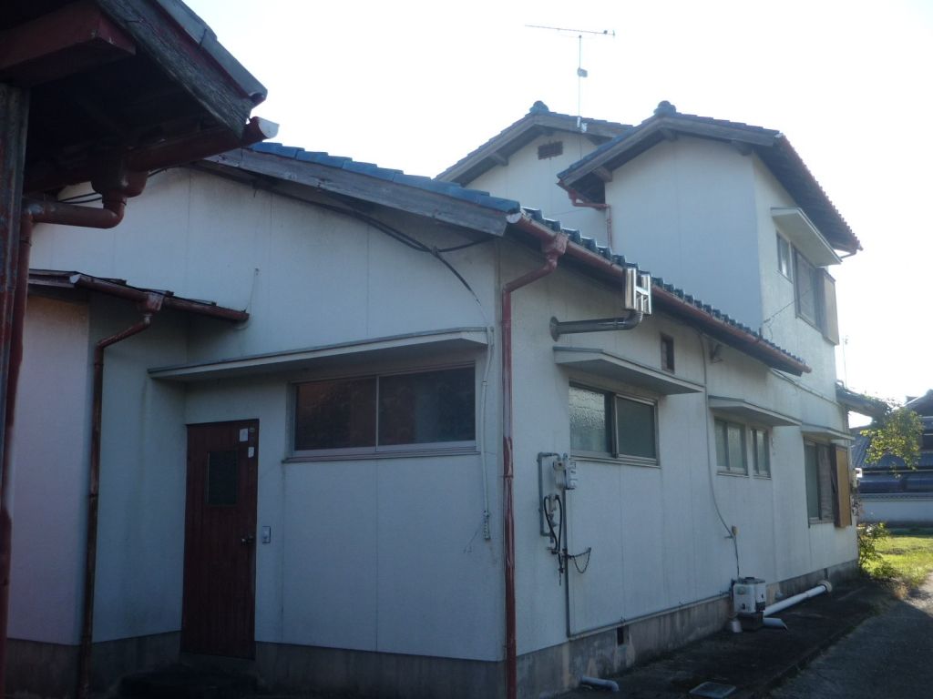Traditional 1971 House in Kakogawa with 429㎡ Land - Thumbnail 2