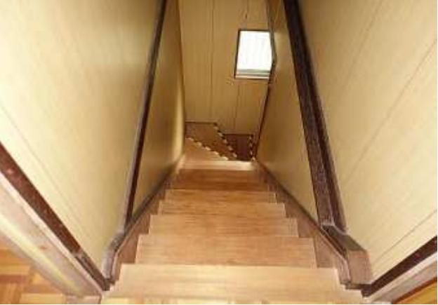 7DK Hilltop House for Sale in Usuki City, Oita - Thumbnail 4