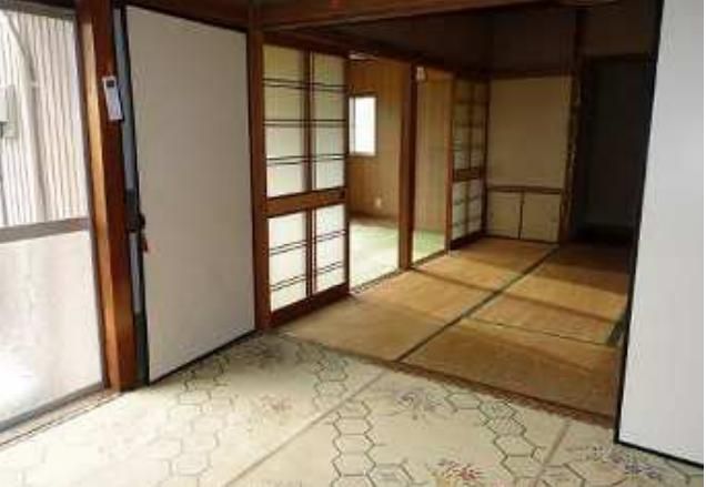 7DK Hilltop House for Sale in Usuki City, Oita - Thumbnail 3