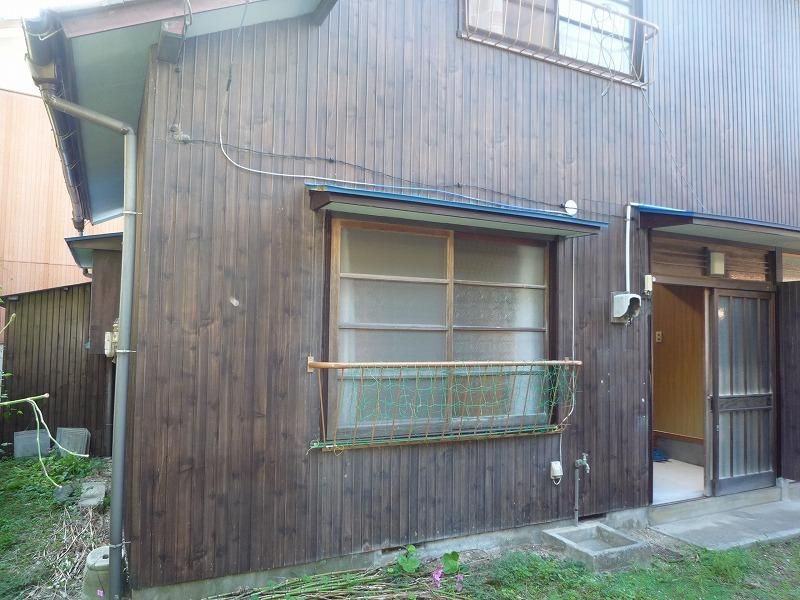 Refurbished 3DK House for Rent in Yawatahama, Ehime - Thumbnail 3