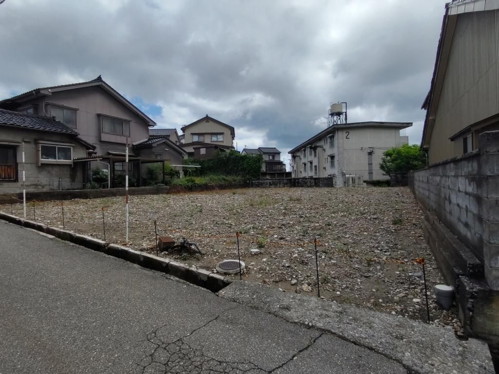 Vacant Land for Sale in Takaoka City, Toyama - 337 sqm Plot - Thumbnail 3