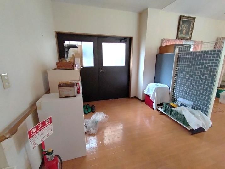 Commercial Building for Lease in Asahi Town, Toyama | 219.69 sqm - Thumbnail 3