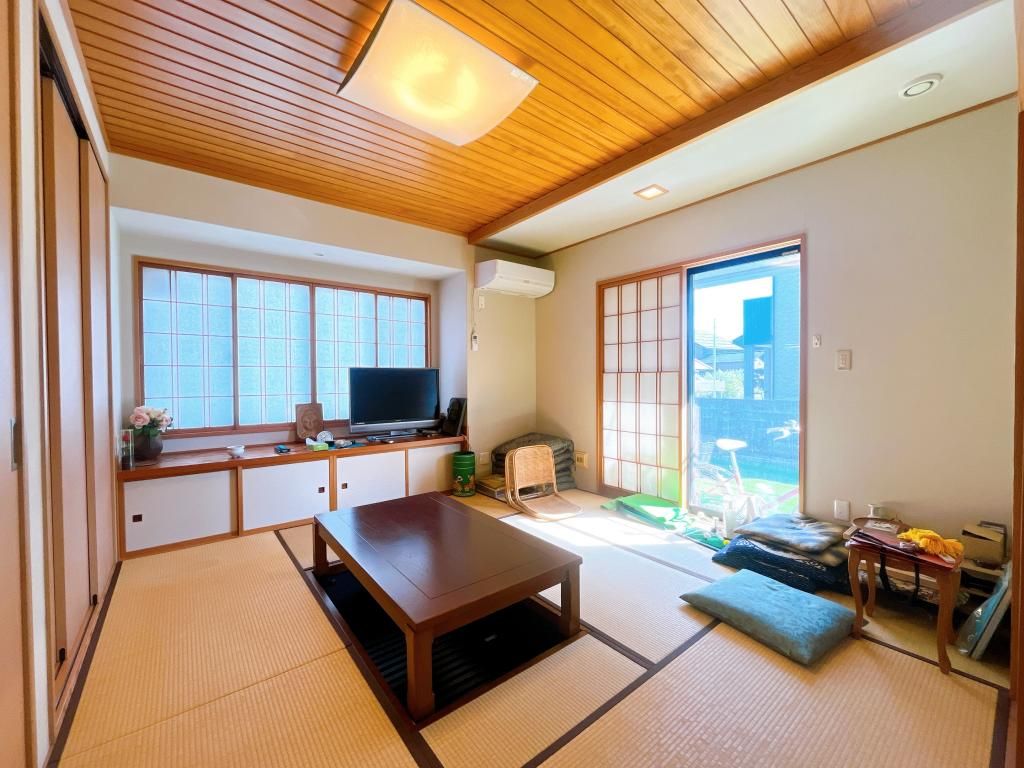 Spacious 3LDK House with Large Garden in Ono City, Fukui - Thumbnail 2