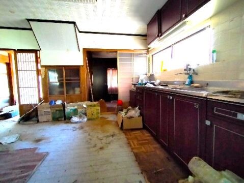 8DK Akiya House with Land for Sale in Uda, Nara - Needs Renovation - Thumbnail 3