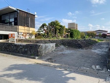 Vacant Land for Sale in Hirosaki, Aomori - 555.37 sqm - Thumbnail 2