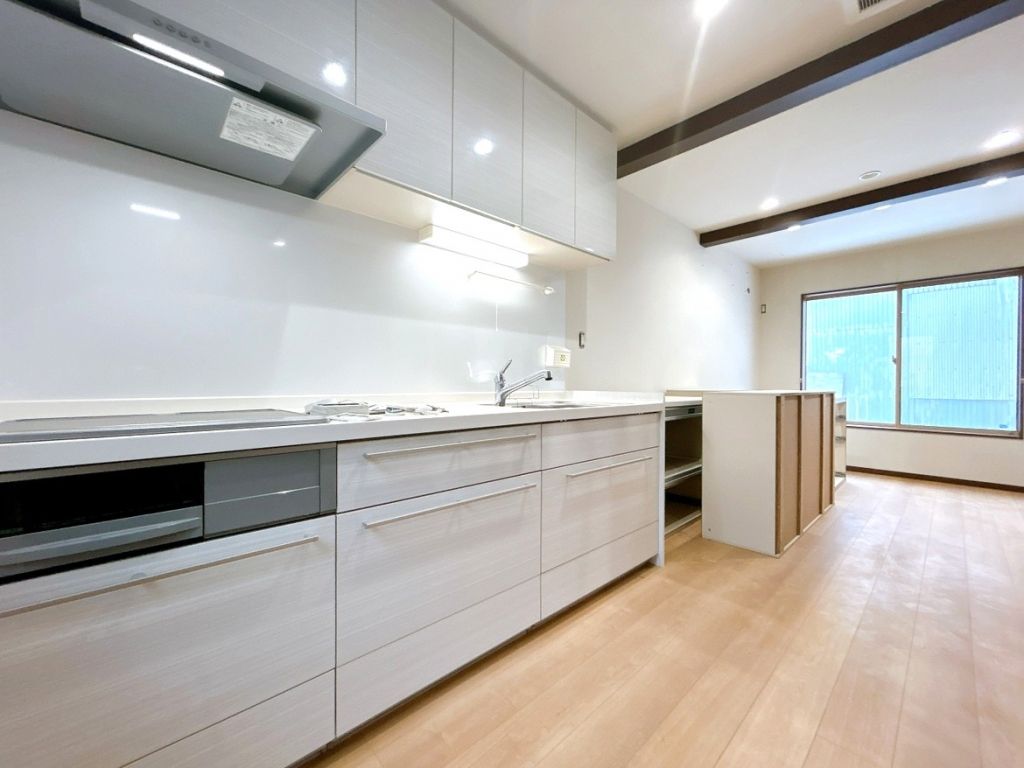 Renovated 5LDK House for Sale in Daisen City, Akita - Thumbnail 2