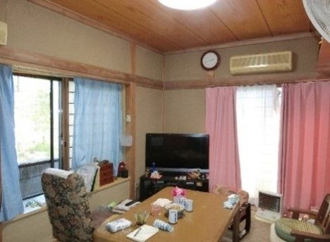 5DK Detached House for Sale in Quiet Nirasaki Neighborhood - Thumbnail 3