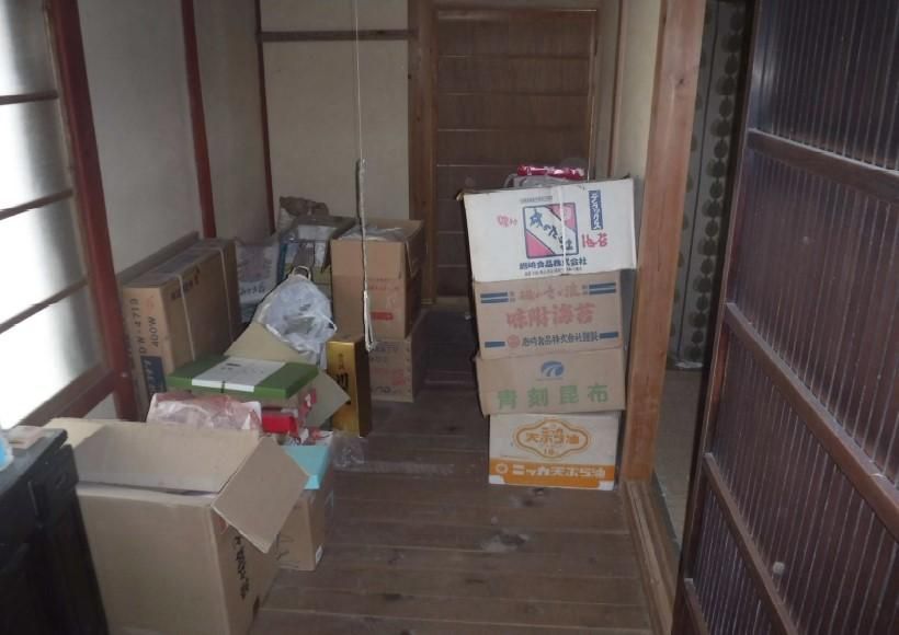 5DK House with Large Garden for Sale in Seiyo City, Ehime - Thumbnail 3
