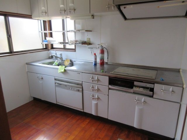 5DK House in Takanabe with Parking - Thumbnail 3