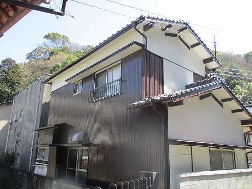 4DK Detached House for Sale in Yawatahama, Ehime - Thumbnail 2