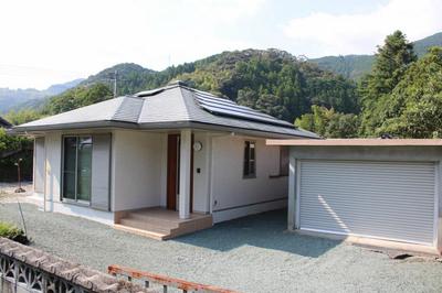 Spacious 2LDK House with Large Land in Kami City, Kochi — Image 1, Kami, Kochi