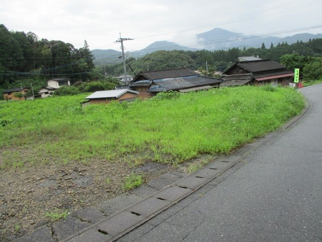 381 sqm Vacant Land for Sale in Taku City, Saga | Near Taku Station - Thumbnail 2