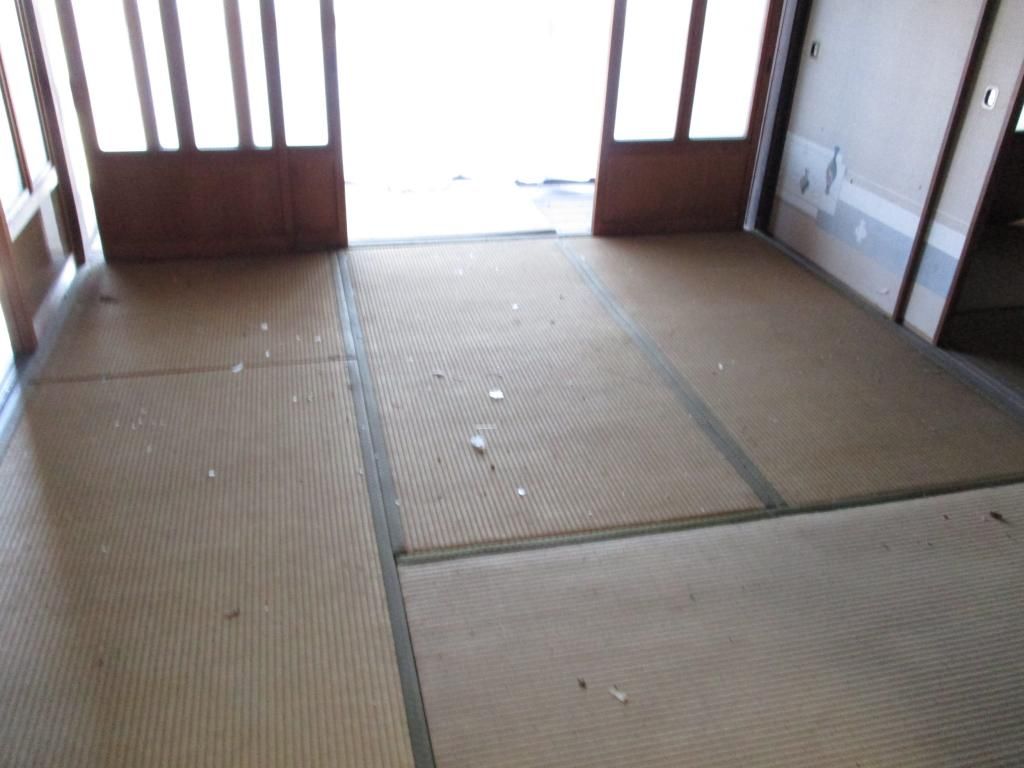 1889 Akiya with Field & Woodland on Hilltop in Kasaoka, Okayama - Thumbnail 4