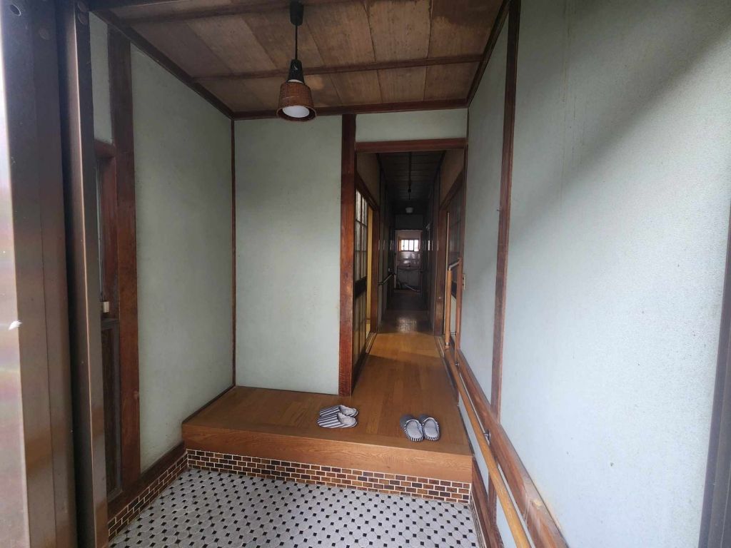 Akiya Bank Traditional House for Sale in Seiyo, Ehime - 1M Yen - Thumbnail 2
