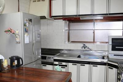 Traditional 2-Story Home in Aki-Ota Town - 251sqm Living Space — Image 1, Akiota, Hiroshima