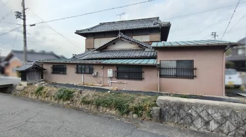 6DK Countryside House with Garden for Sale in Higashiomi, Shiga - Thumbnail 2