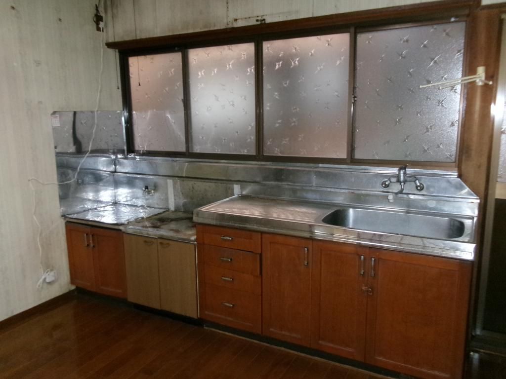 5DK House on 291m² Corner Lot in Shibata, Niigata - Thumbnail 4