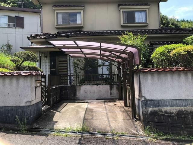 Renovated 5DK House for Rent in Hatsukaichi, Hiroshima - Thumbnail 2