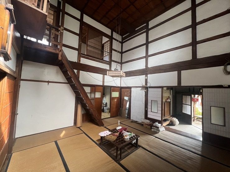 Large 9DK Detached House for Sale in Joetsu, Niigata - Thumbnail 3