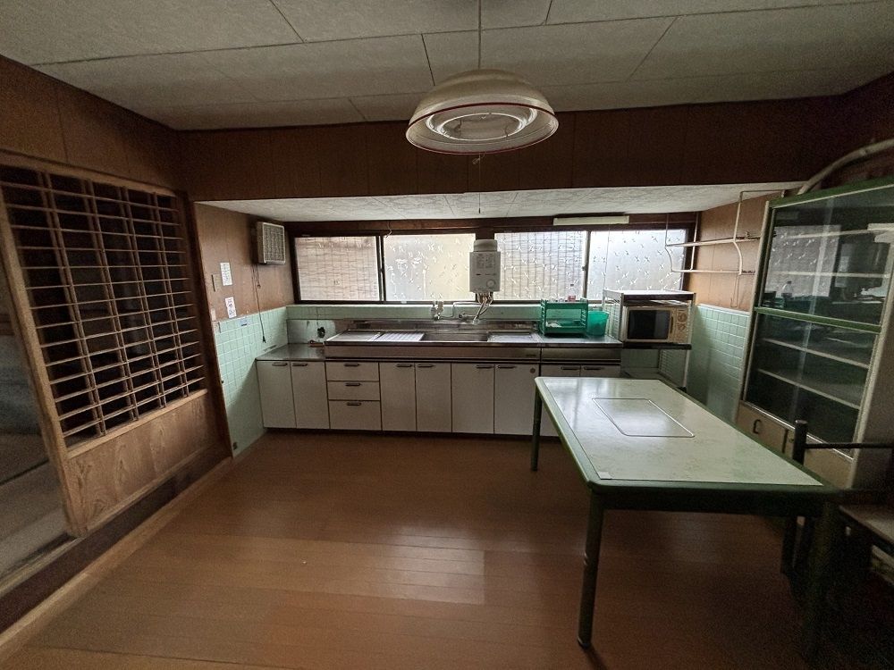 6DK Single-Story House for Sale in Ibusuki, Kagoshima - Thumbnail 4