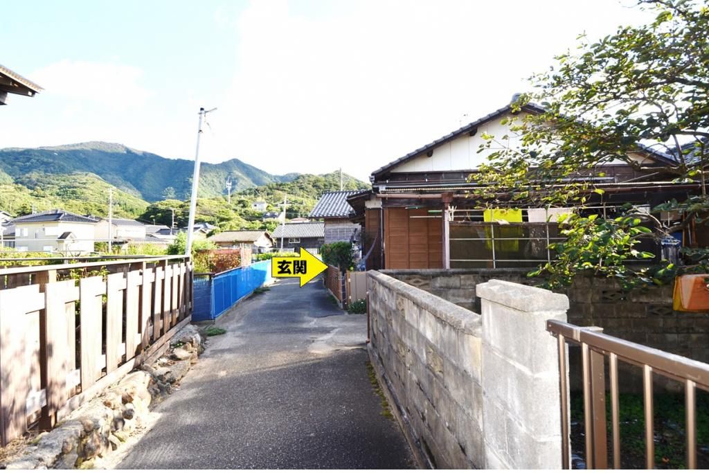 Seaside 2LDK House for Sale in Niigata's Nishikan Ward - Thumbnail 2