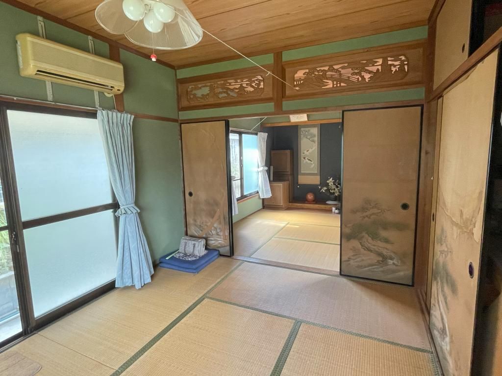 5K Two-Story House for Sale in Miyoshi City, Tokushima - Thumbnail 2