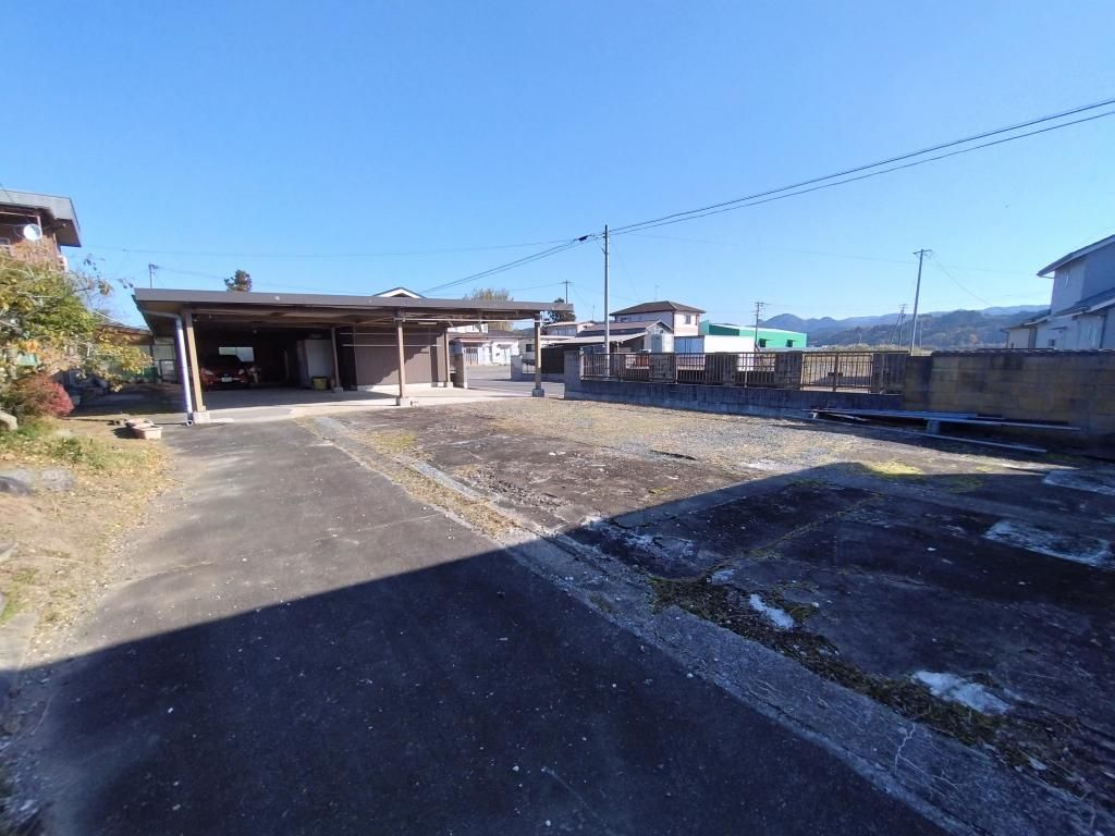 8DK Family Home on 2,496 sqm Land in Ishinomaki, Miyagi - Thumbnail 2