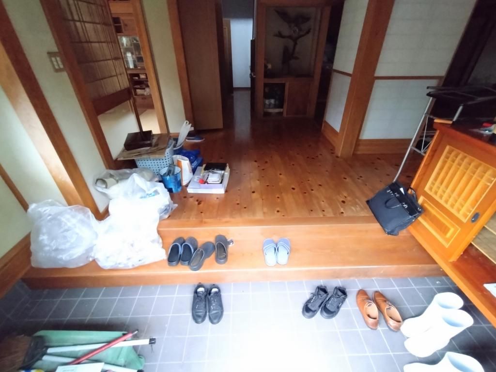 Sea View House in Ishinomaki with 7 Rooms and Large Land - Thumbnail 3
